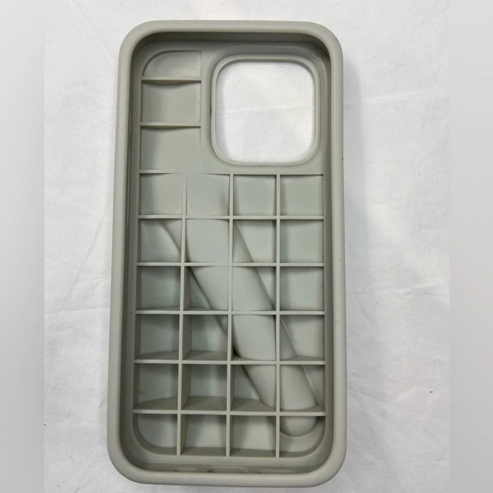 RHODE Gray Lip Case Iphone 16 Pro‎ NIB